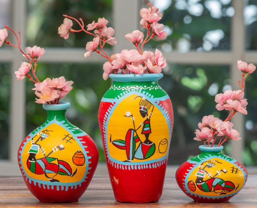 Handicrafts & Decor